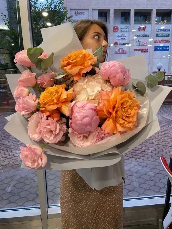 Букет "Charminghostess"